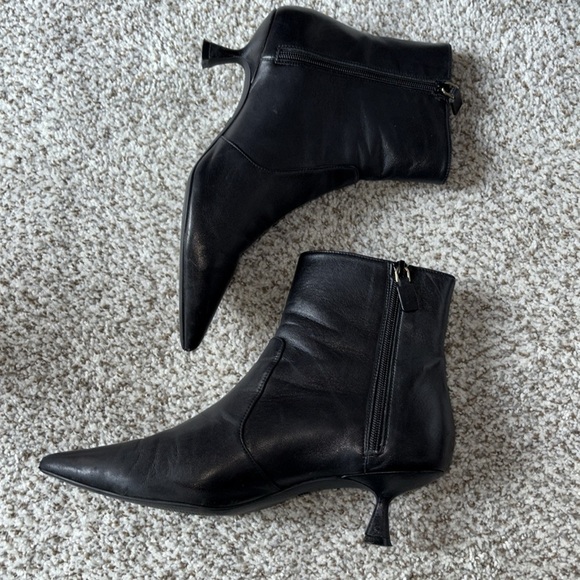 STUART WEITZMAN Mara 50 Black 100%Calfskin Ankle Boots - Picture 6 of 9
